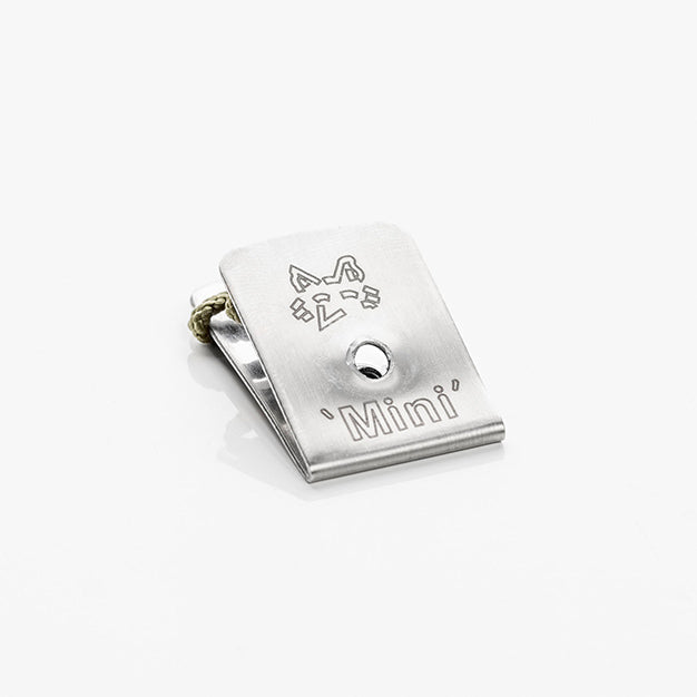 This whistle is perfect for hunters and wildlife enthusiasts who demand the highest quality and performance from their equipment.